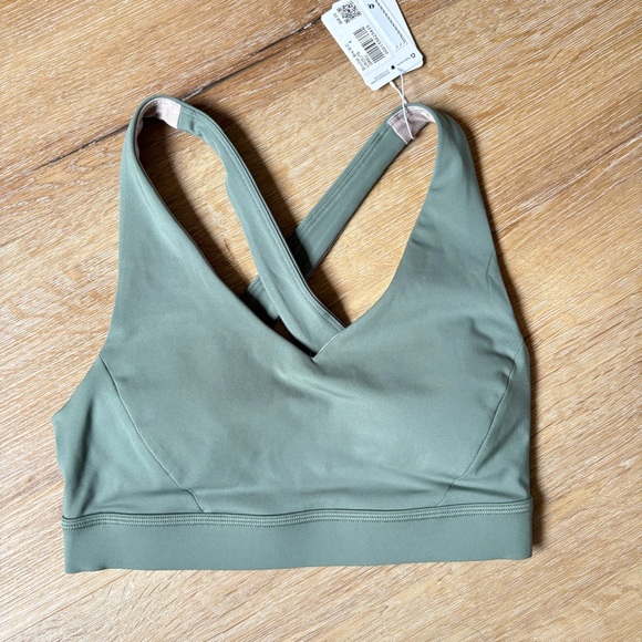 LuluLemon Envital Bra - Picture 2 of 5